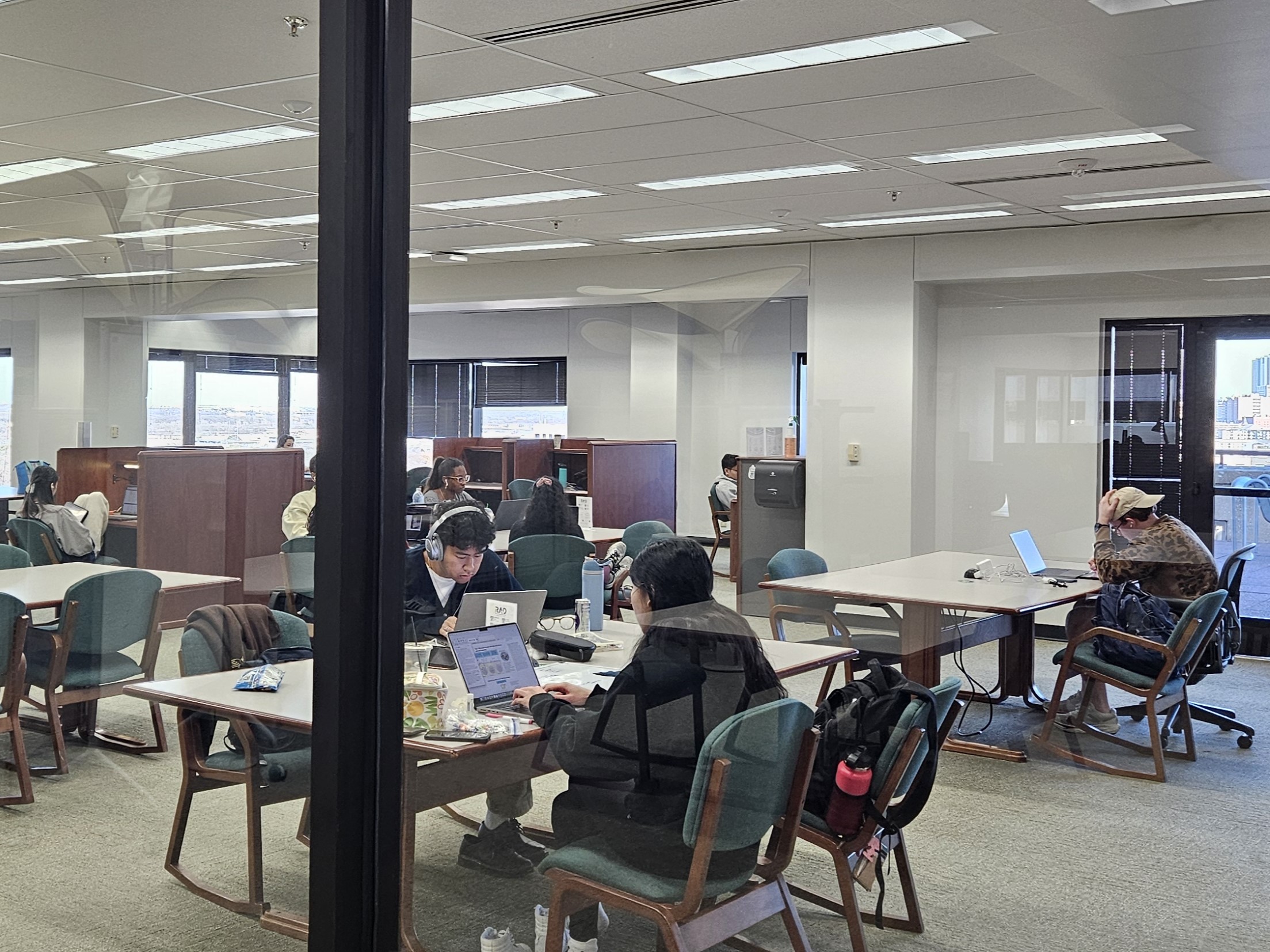 Quiet Study Floor Closes for Renovation